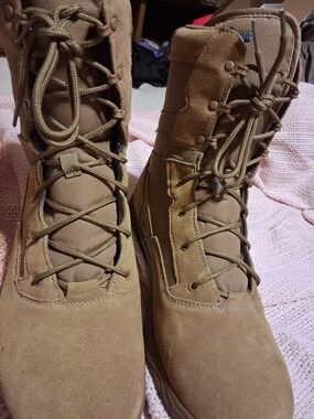 Men's Interceptor Frontier 8-Inch Tactical Boot Size 13 Coyote Brown